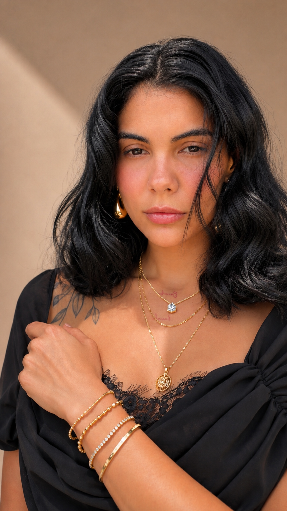 Emely, founder of Luxora Jewelry